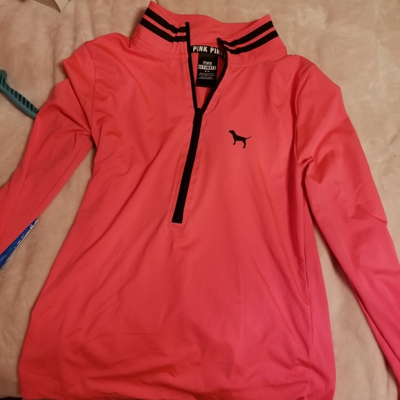 Medium Pink running jacket - Picture 1 of 2